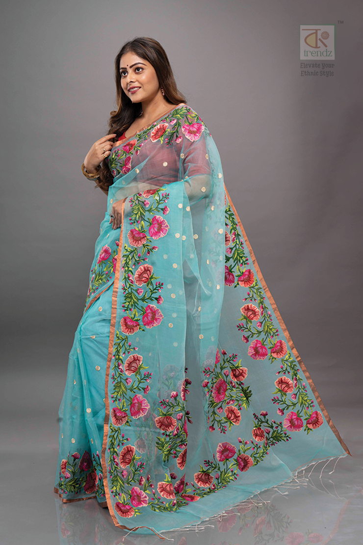 সুন্দর কাদম্বরী মসলিন গোলাপের সূচিকর্ম