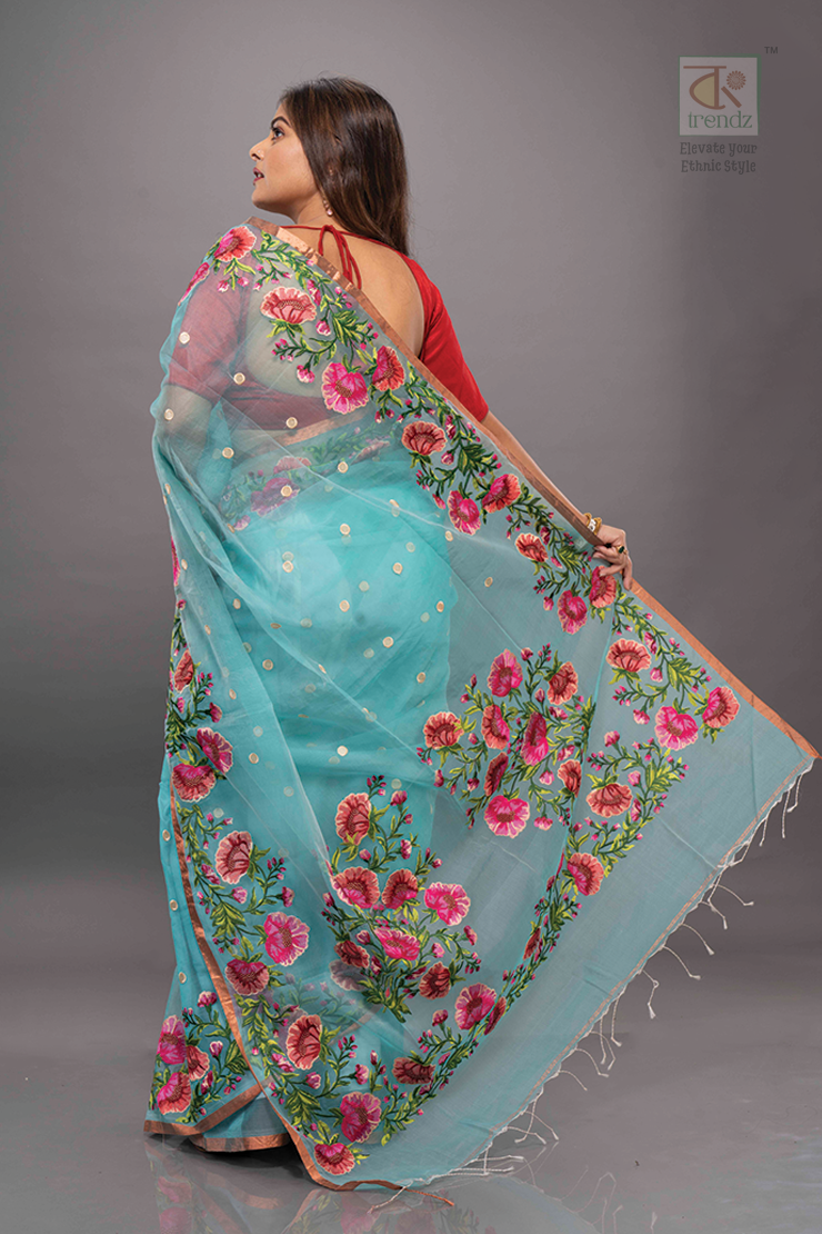 সুন্দর কাদম্বরী মসলিন গোলাপের সূচিকর্ম