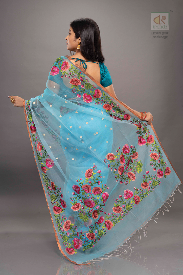 সুন্দর কাদম্বরী মসলিন গোলাপের সূচিকর্ম