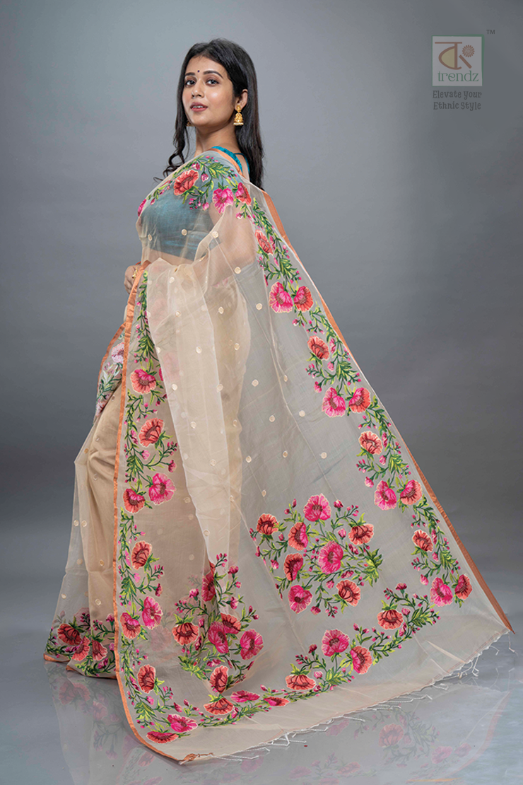 সুন্দর কাদম্বরী মসলিন গোলাপের সূচিকর্ম