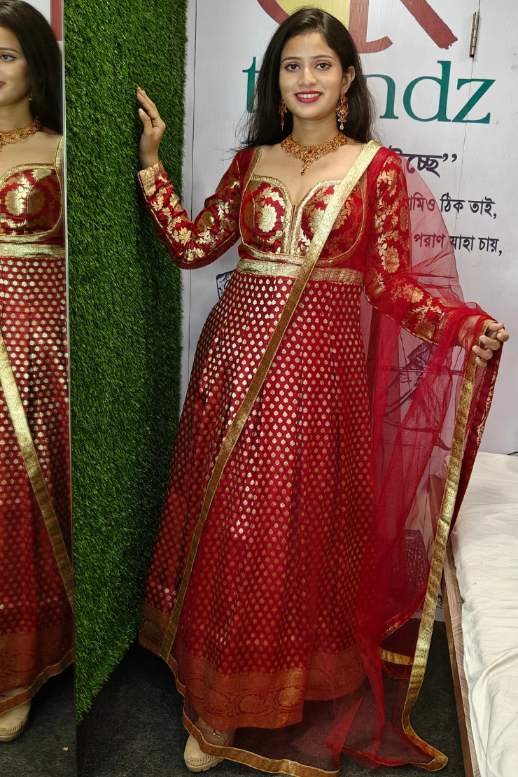 Designer Bridal Banarasi Gown with Chunni