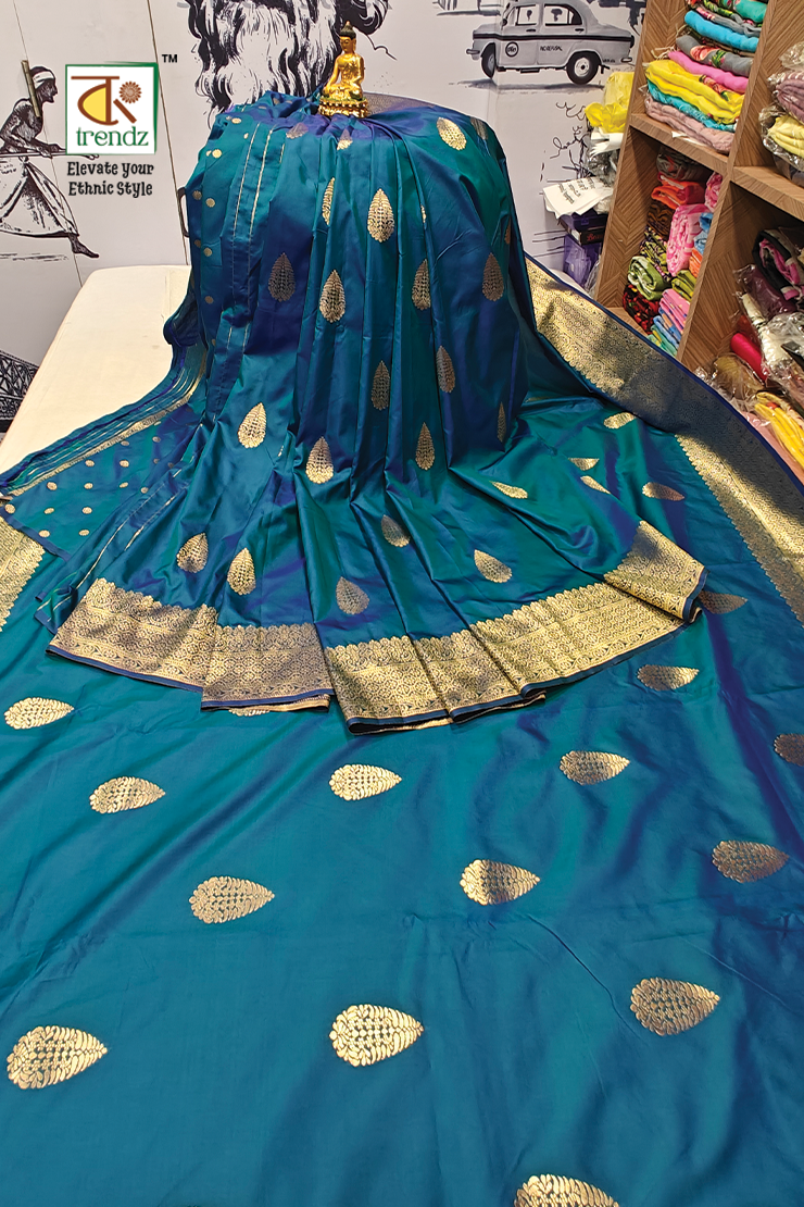 Kuhu Golden Zari Koyal Malai Silk Saree