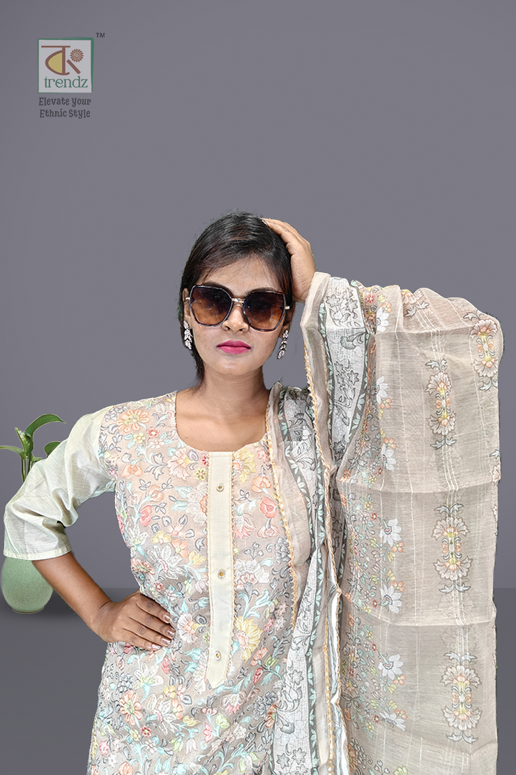 ডিজাইনার সালোয়ার স্যুট ও দুপাট্টা
