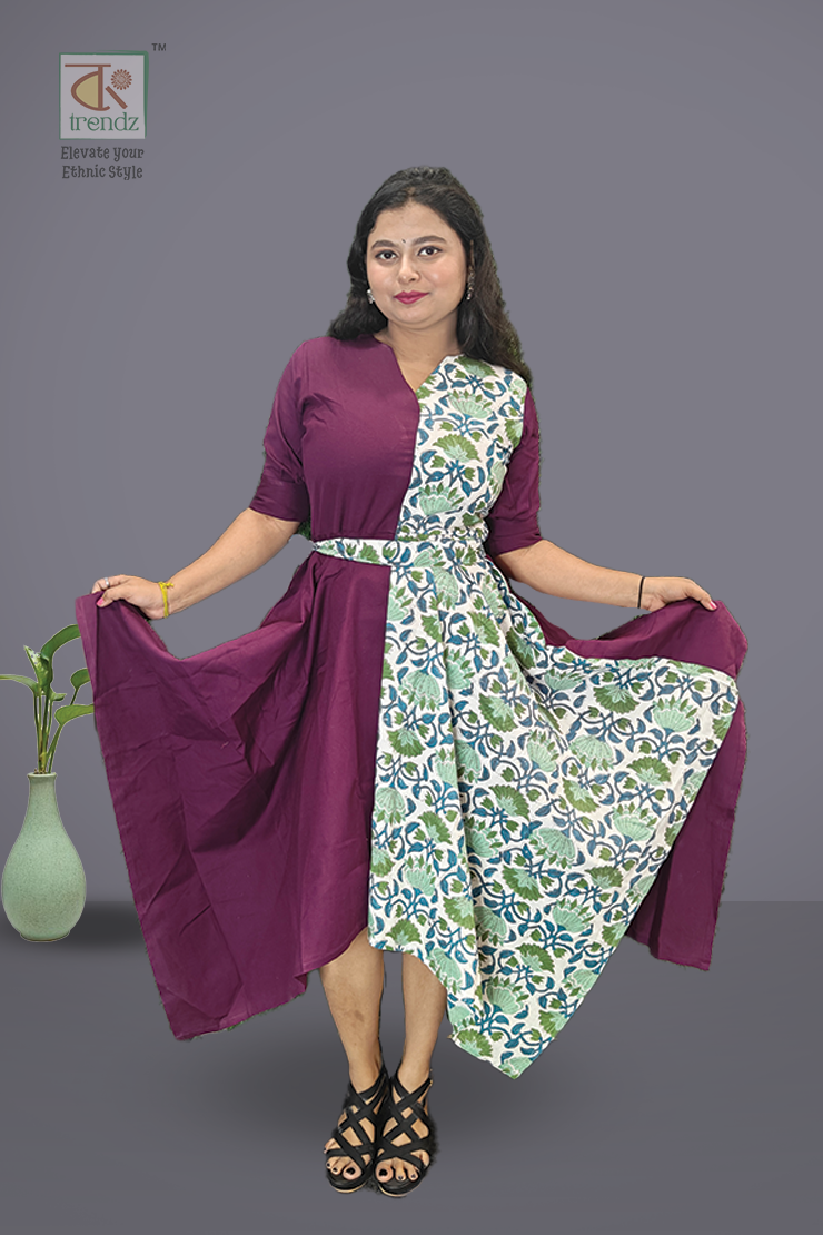 বেল্ট সহ কাউল ড্রেস
