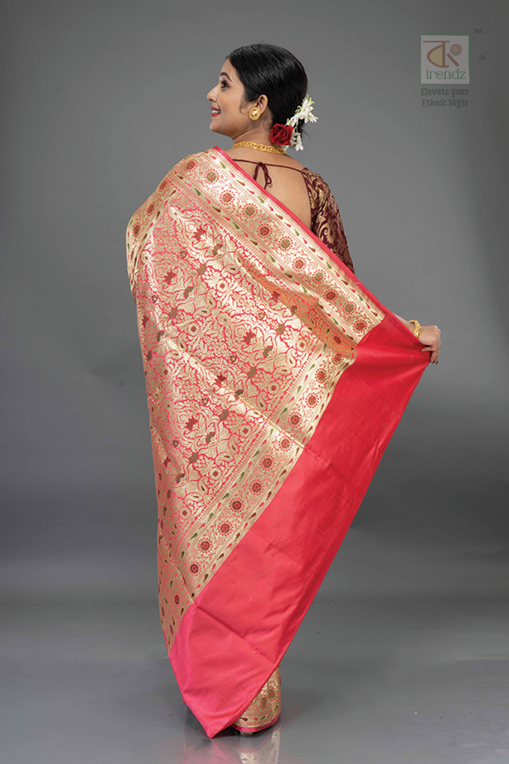 ডিজাইনার এক্সক্লুসিভ বেনারসি শাড়ি