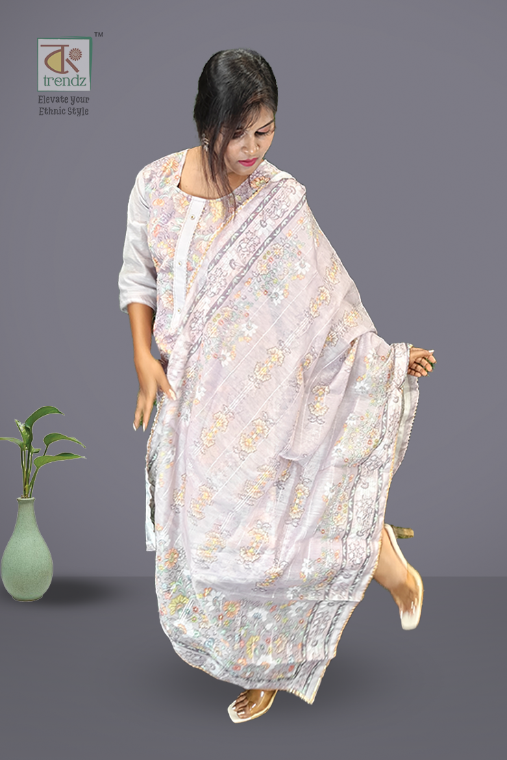 ডিজাইনার সালোয়ার স্যুট ও দুপাট্টা