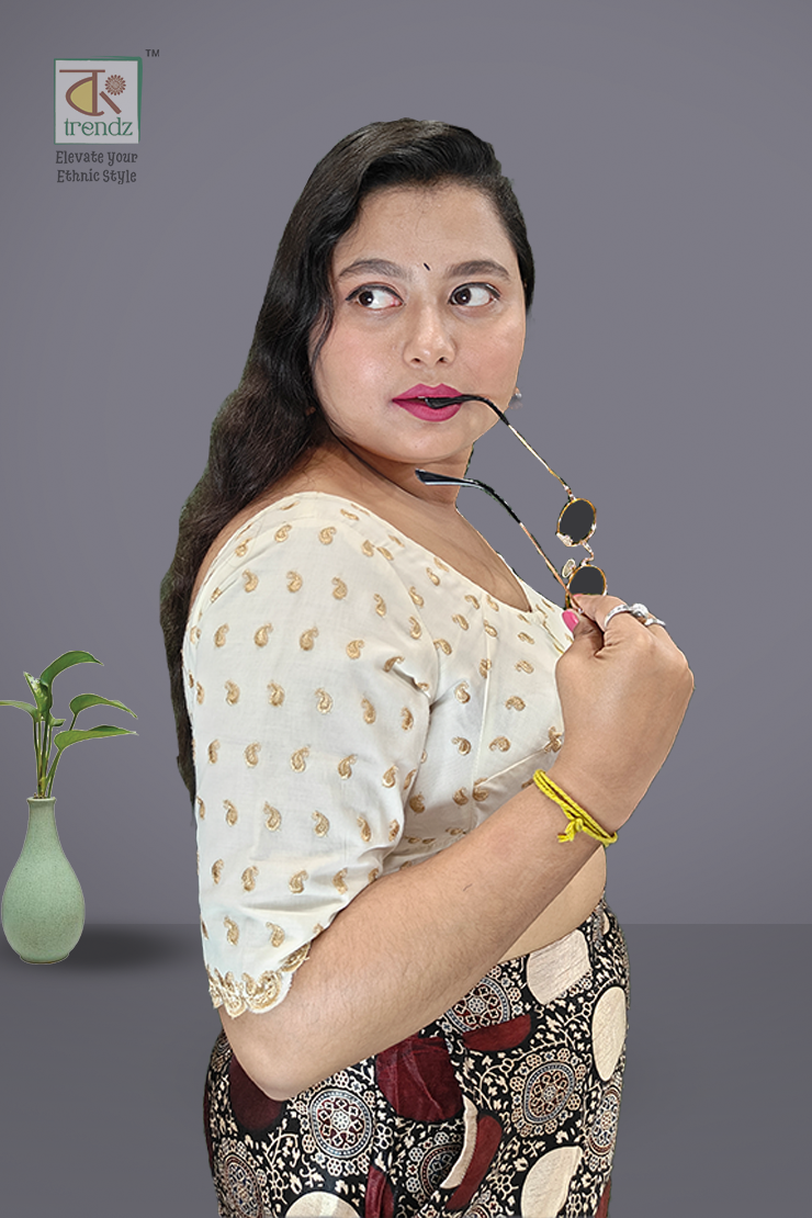 সোর্নালি সুতির ব্লাউজ