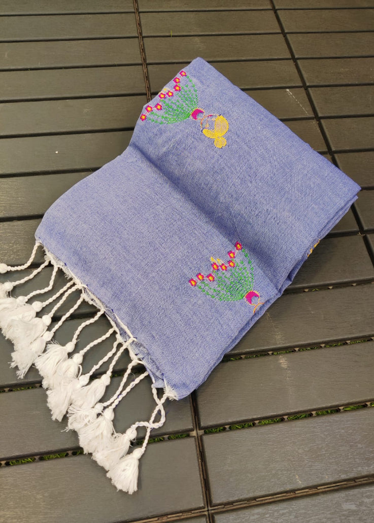 Doll Motif EmbroideryCotton Handloom Saree Lavendar