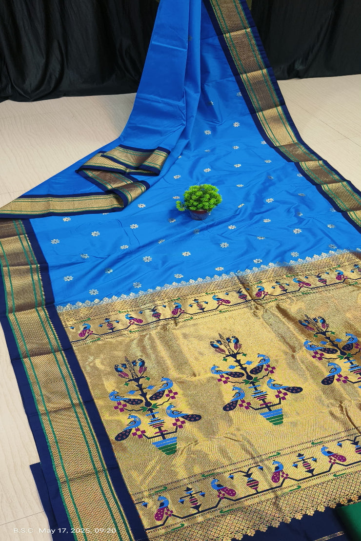 Peacock Stand Kanjivaram Saree Style