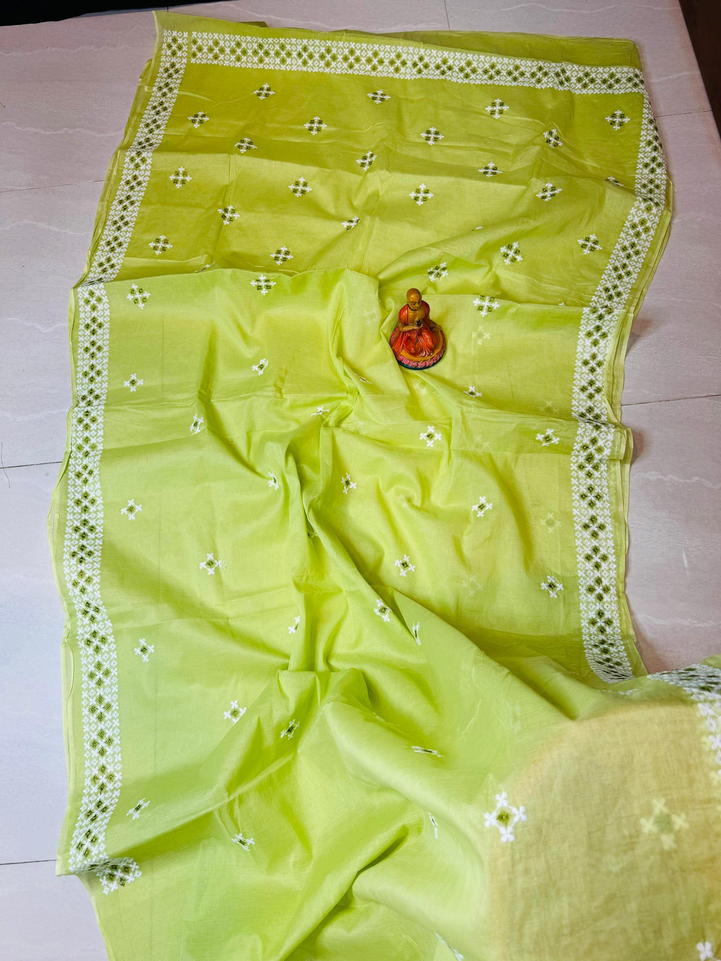 খাঁটি সুতির কাঁথা গুজরাটি স্টিচ শাড়ি