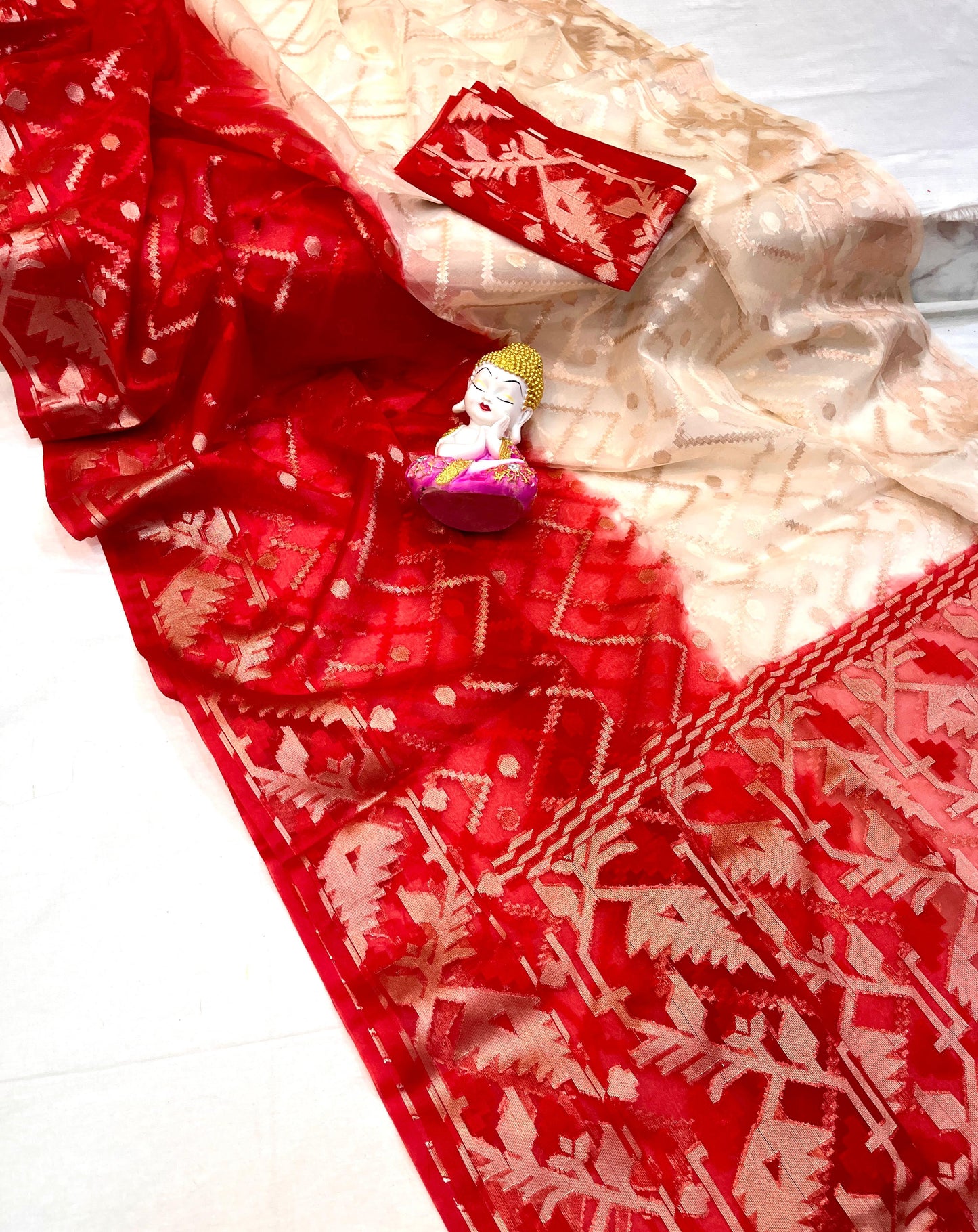 মসলিন অর্গানজা কারাত জামদানি শাড়ি
