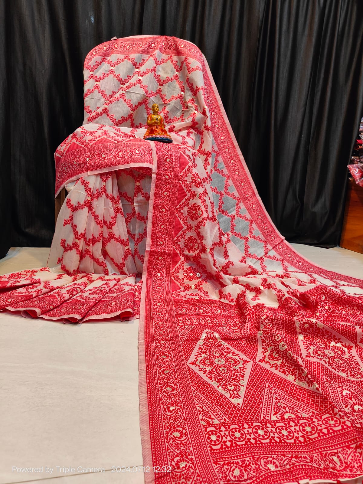 দূর্গা পূজা স্পেশাল - ঢাকাই সিল্ক শাড়ি