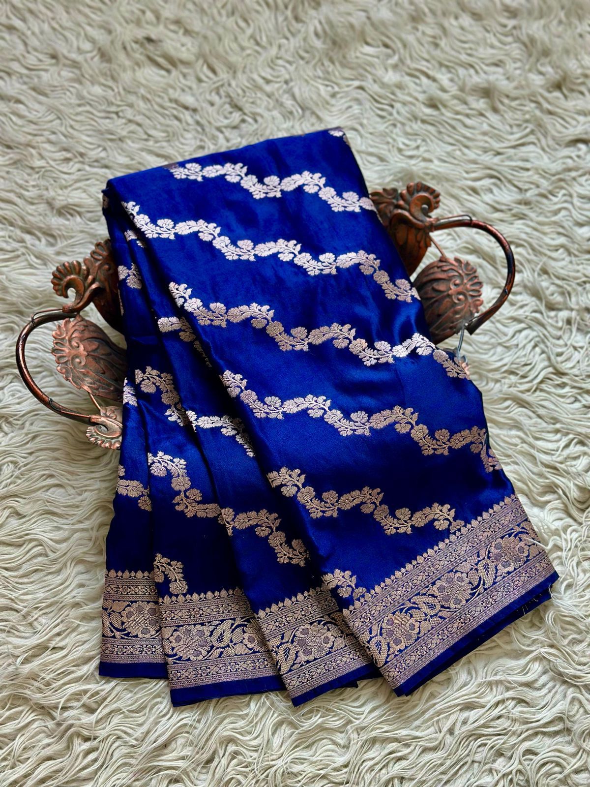 নরম মাশরু কথান সিল্ক শাড়ি