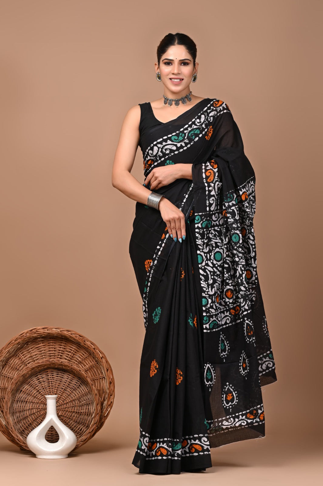 মুলমুল কটন বাংরু প্রিন্ট শাড়ি