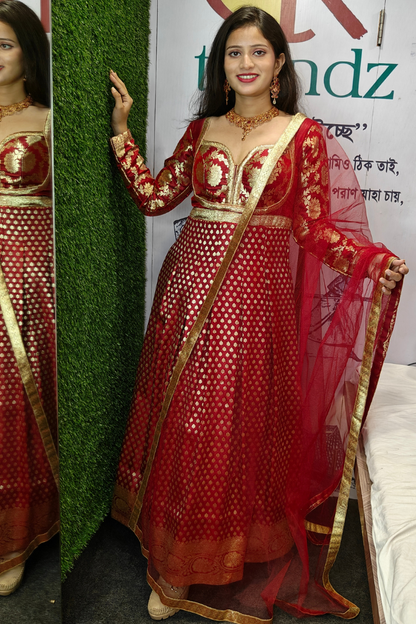 Designer Bridal Banarasi Gown with Chunni