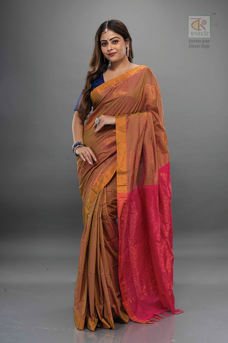 Dual tone Gadwal Saree