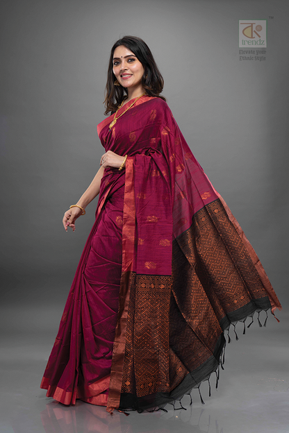 Dual tone Gadwal Saree