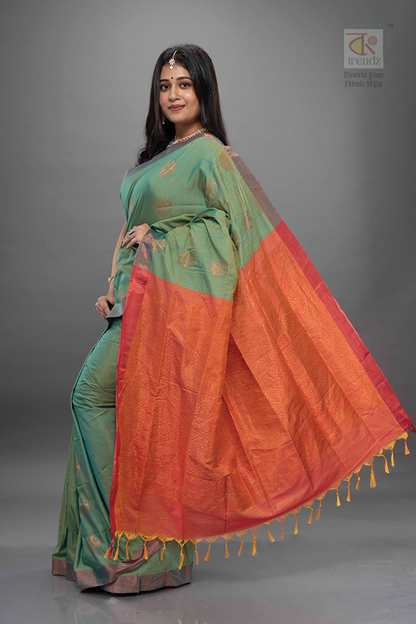 Dual tone Gadwal Saree