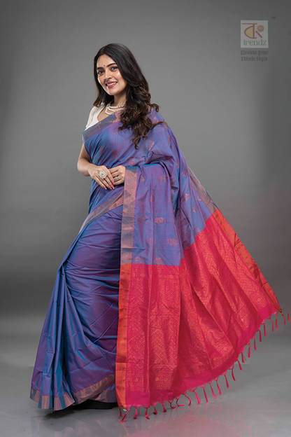 Dual tone Gadwal Saree