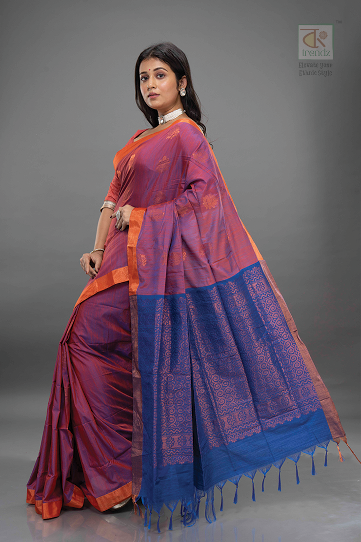 Dual tone Gadwal Saree