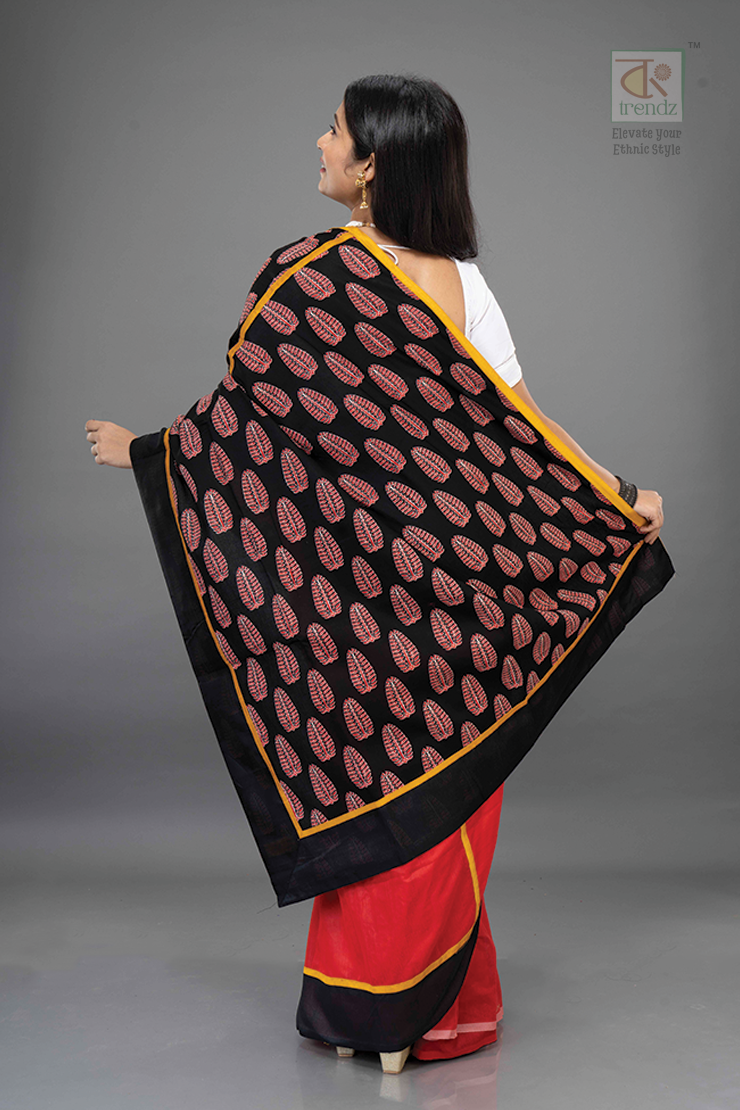 Dual Color Designer Leaf Boutique Printed Saree