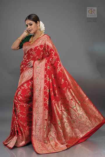 Elegant Pure Handloom Banarasi Silk Wedding Saree – Red Border Detail | Bong Trendz