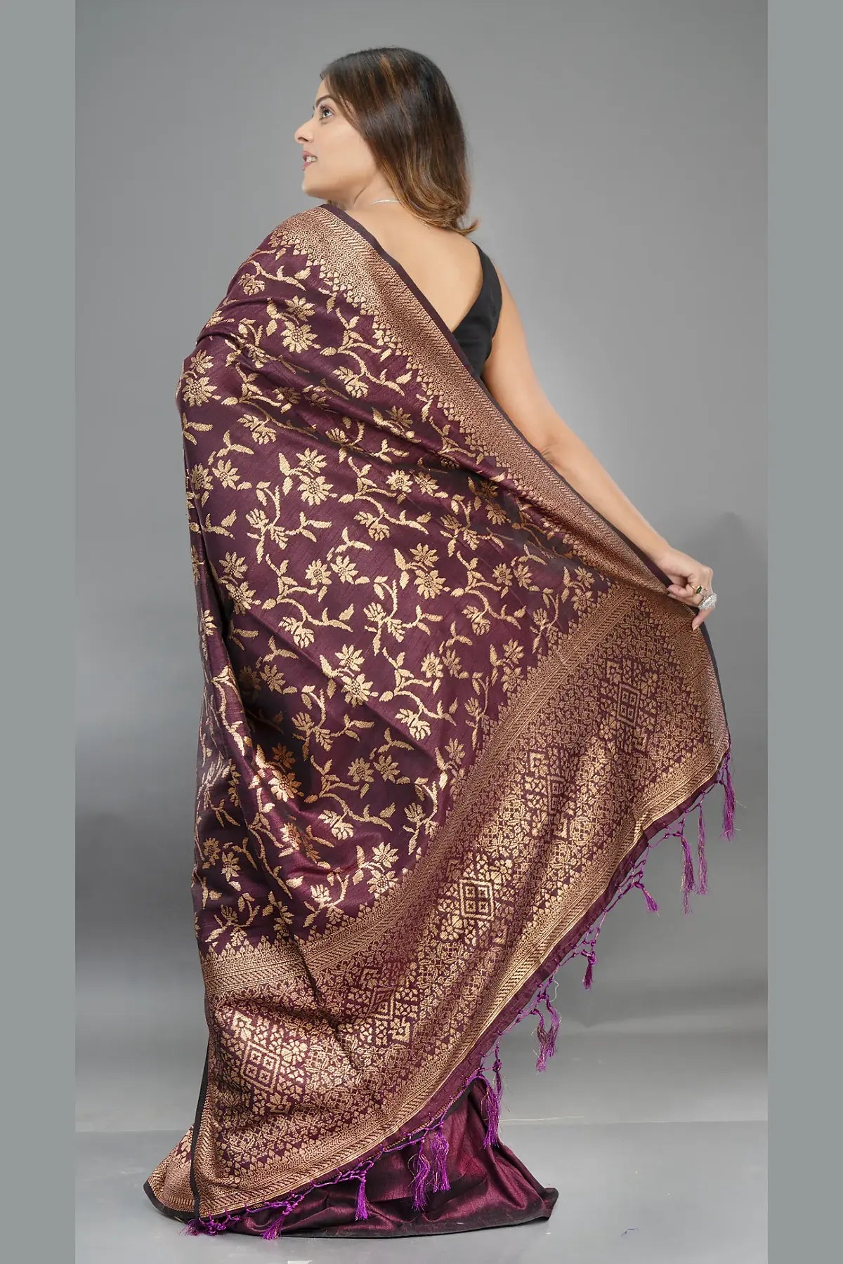 Matka Jaal Silk Saree – View 7 | Bong Trendz