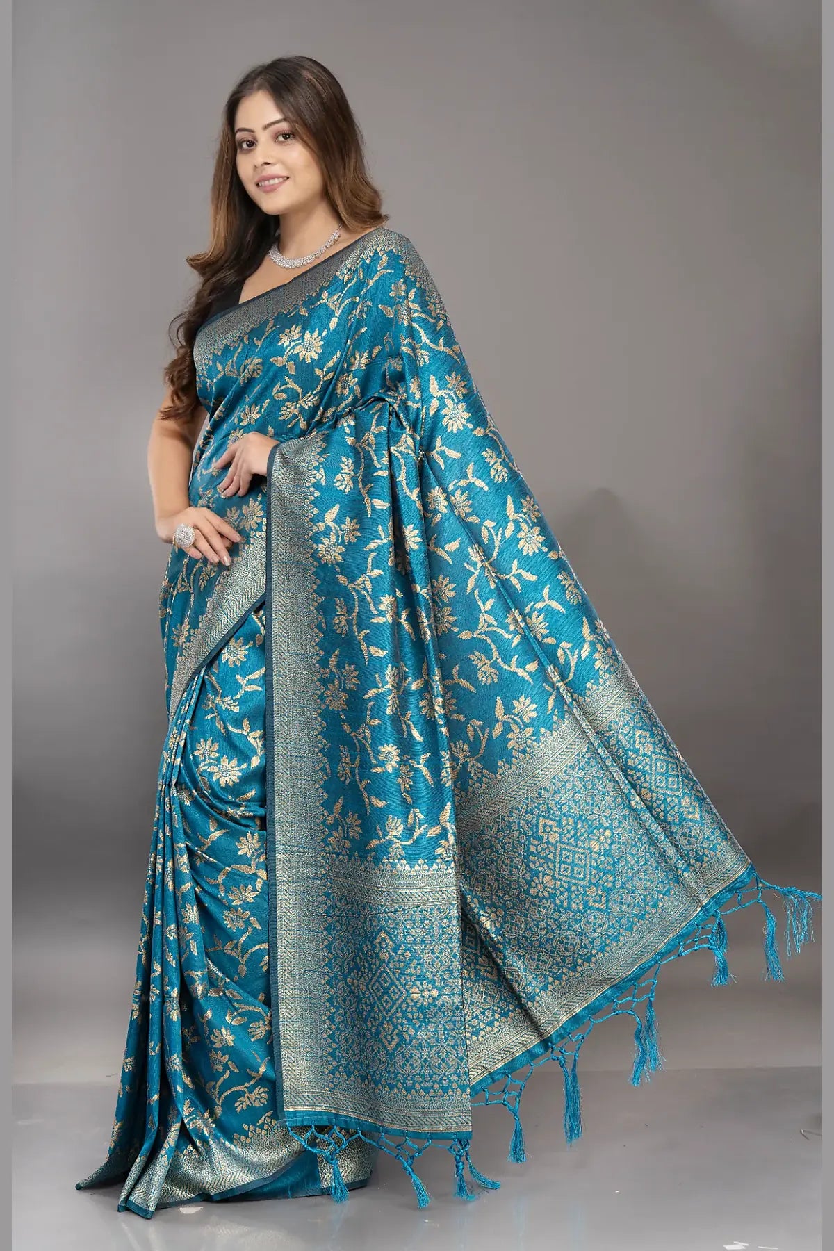 Matka Jaal Silk Saree – View 10 | Bong Trendz
