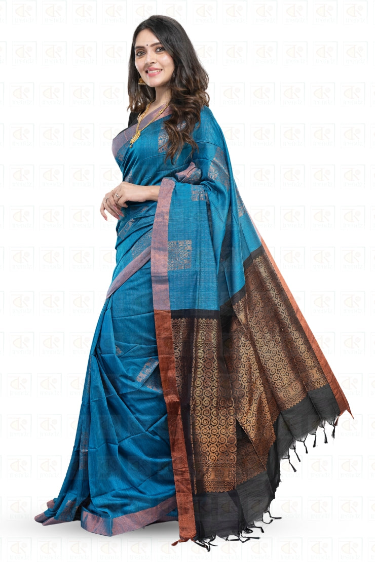 Dual tone Gadwal Saree