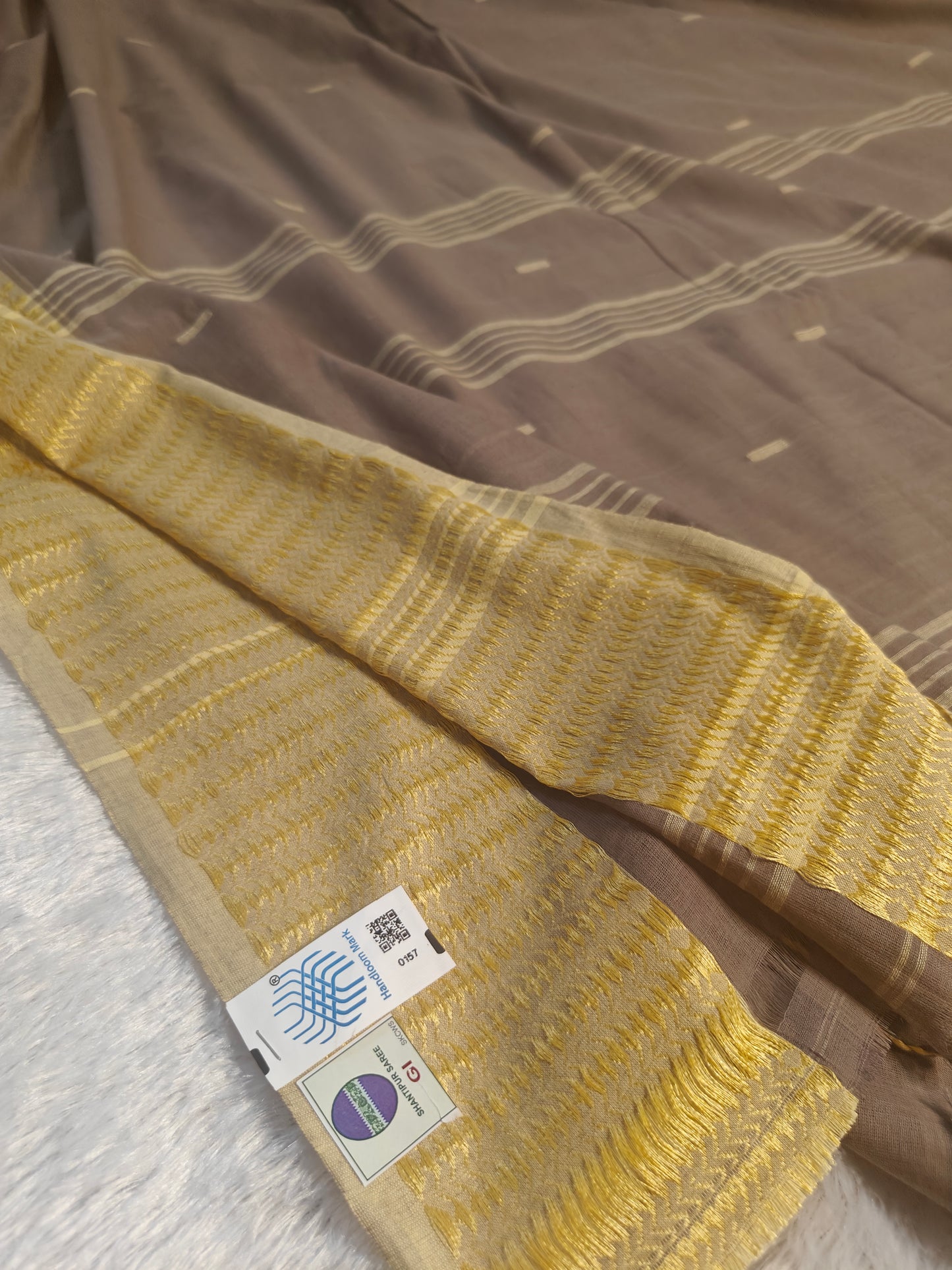 GI Tag and Handloom Mark with this saree