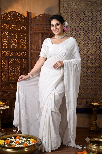 Soft Kolka Embroidered Saree – White| Embroidered Cotton Saree | Bong Trendz