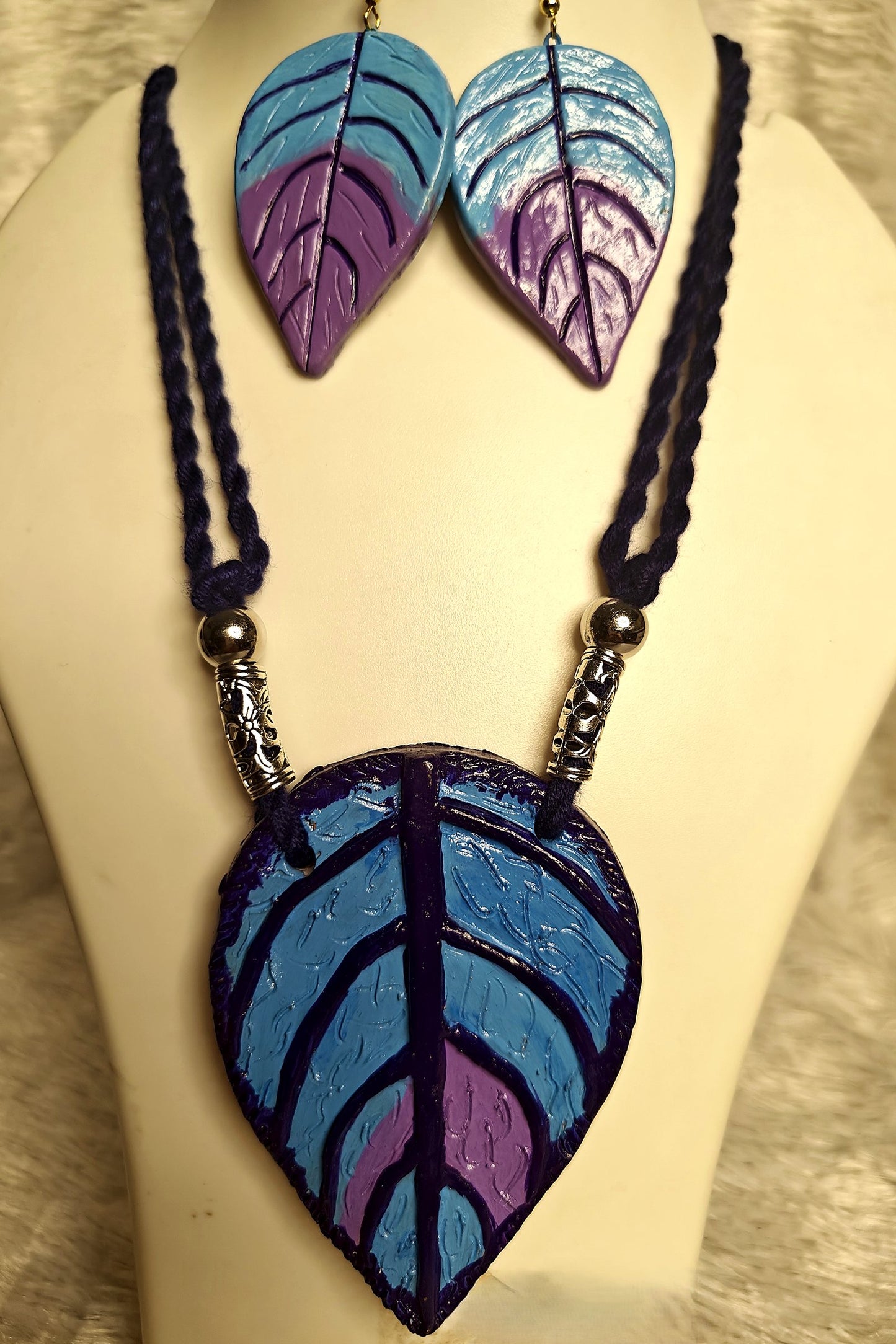 Terracotta leaf pendant necklace and earrings set in ocean blue-purple ombre - handmade Bengal jewellery by Bong Trendz