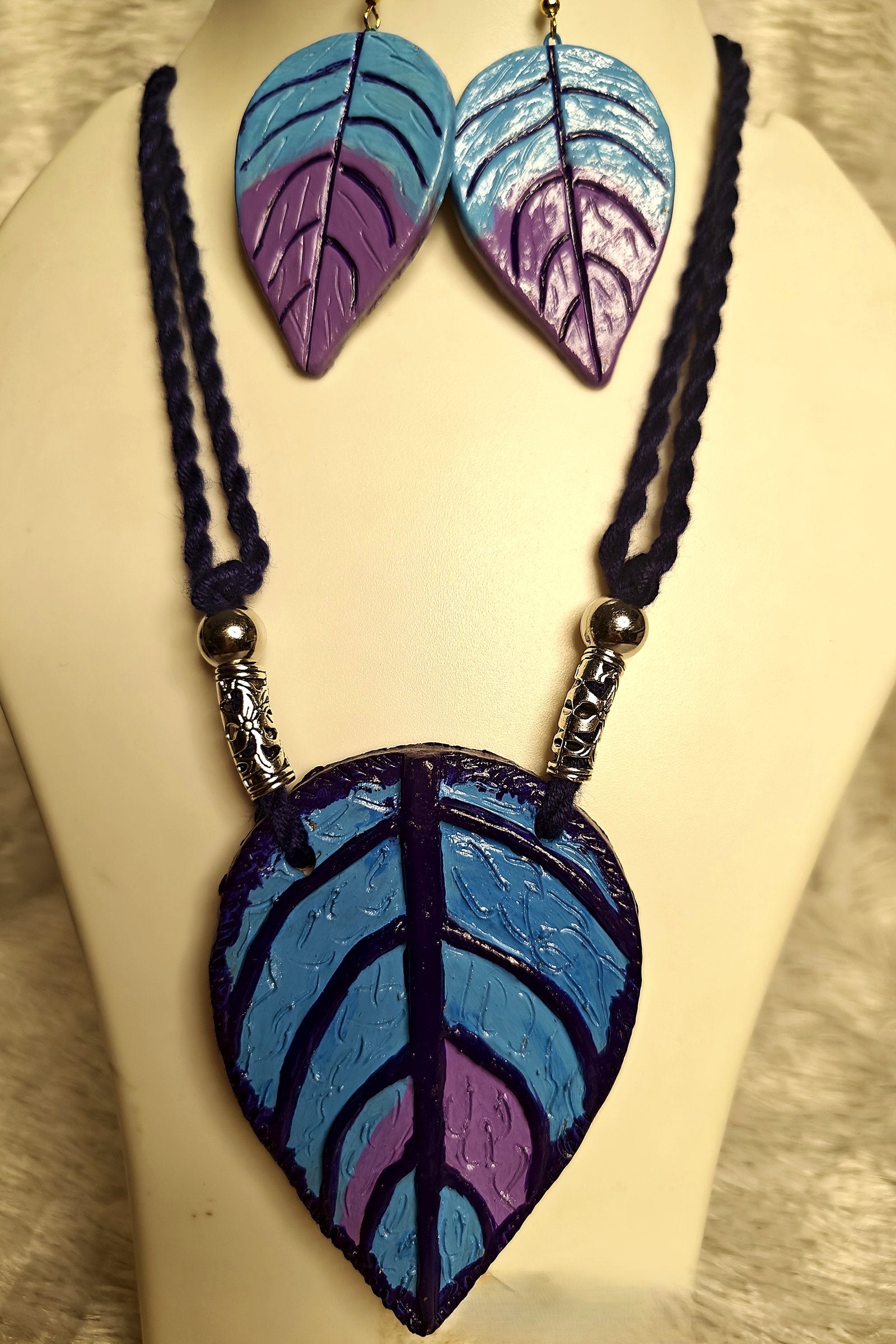 Terracotta leaf pendant necklace and earrings set in ocean blue-purple ombre - handmade Bengal jewellery by Bong Trendz