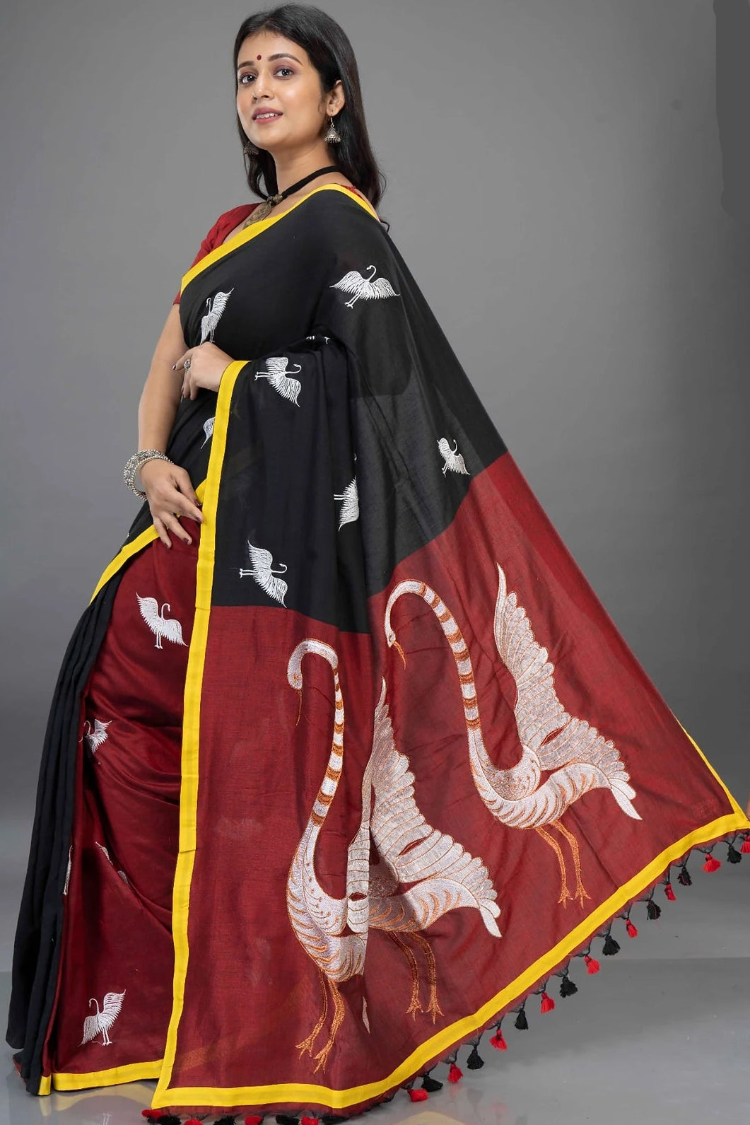 Dual Color Hansa Boutique Saree – View 8 | Bong Trendz