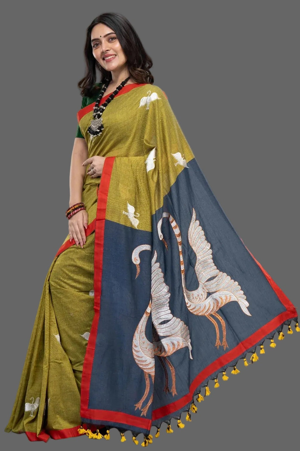 Dual Color Hansa Boutique Saree – View 5 | Bong Trendz