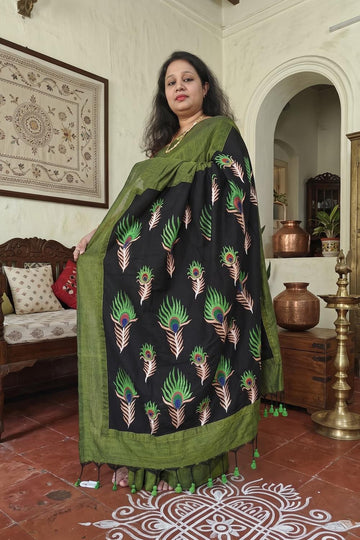 Pink with Black Crane and Lotus Embroidery Pallu Kantha Stitch Applique Saree with BP