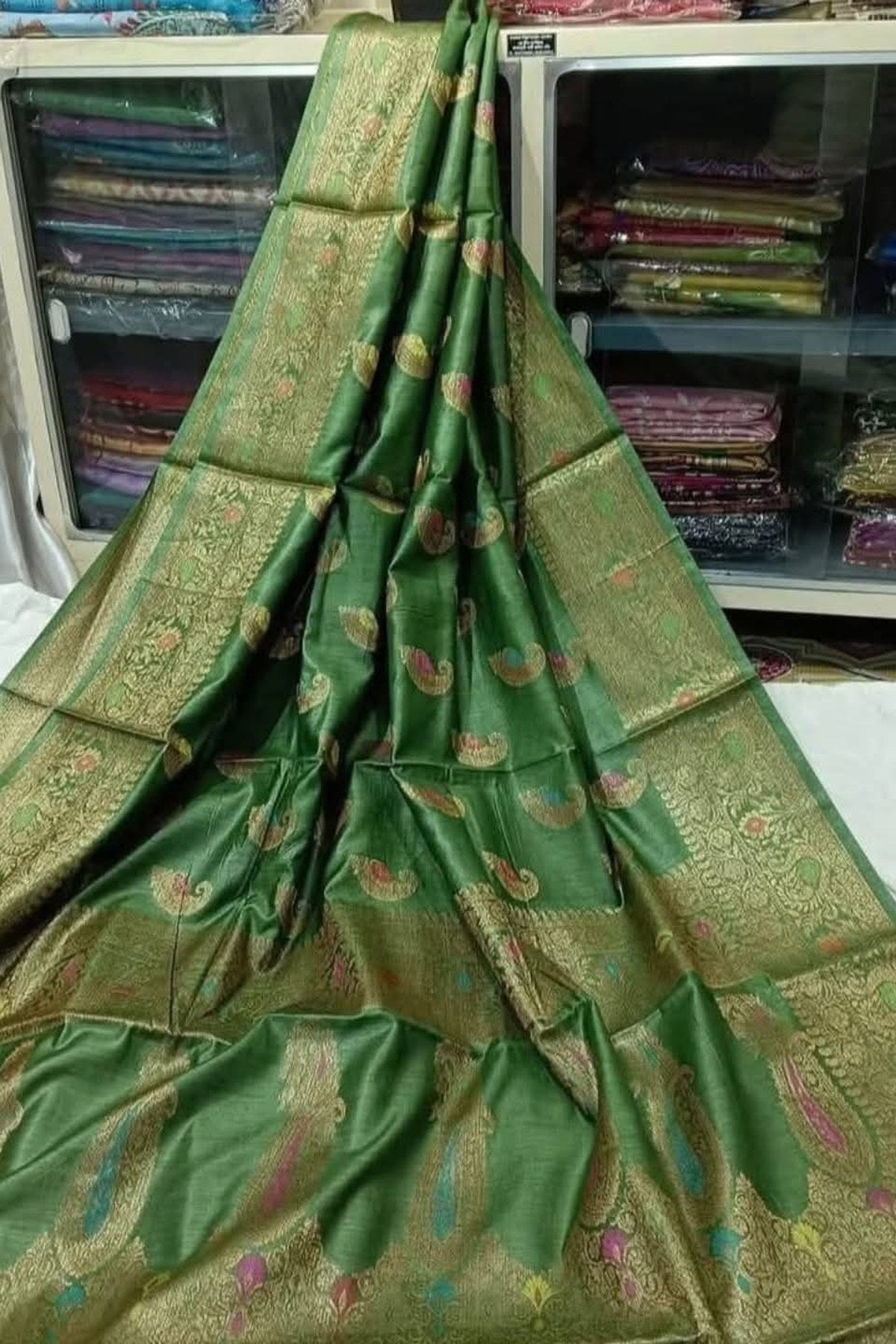 Banarasi Pure Tussar Munga Silk Saree With Zari Buti Weave in Olive Green with blouse piece - Bong Trendz
