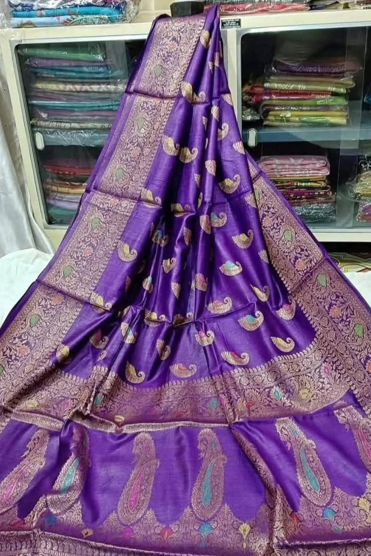 Banarasi Pure Tussar Munga Silk Saree With Zari Buti Weave in Purple with blouse piece - Bong Trendz